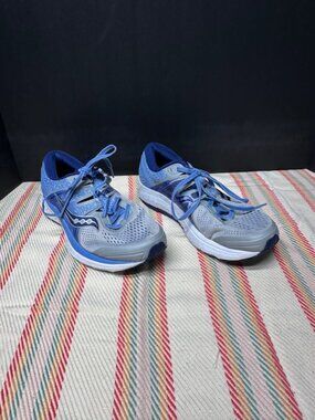 Saucony Omni ISO Woman's Size 10